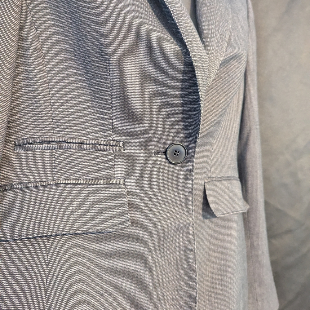 Anne Klein Gray Blazer with Structured Shoulders - Picture 2 of 5